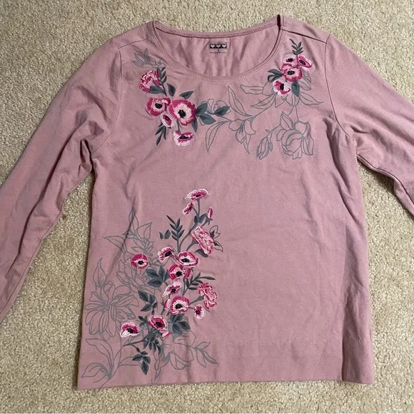 American sweetheart pink floral embroidery long sleeve tee - Picture 2 of 9